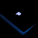 Apple prepara la producción en masa de un MacBook plegable para 2025 y un iPhone plegable para 2026